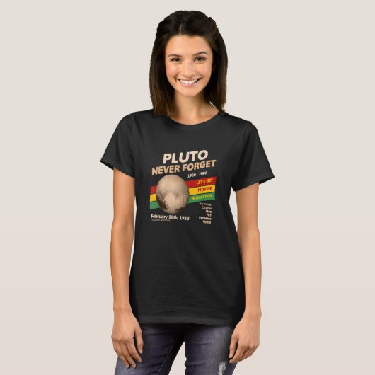 Never Forget Pluto Retro Style Space Science T-Shirt (Vorne ganz)