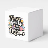 Never Give Up On Your Dreams Geschenkschachtel (Vorderseite)