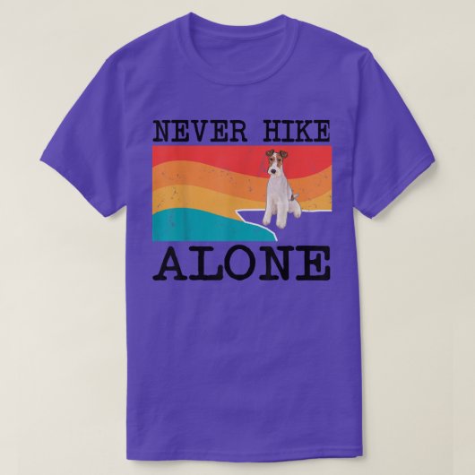 Never Hike Alone Wire Fo Terrier Graphic Hiking T-Shirt (Design vorne)