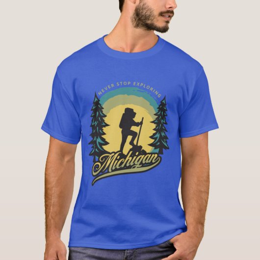 Never Stop Exploring Michigan yellow T-Shirt (Vorderseite)