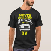 Never Underestimate A Pawpaw RV Camping Distressed T-Shirt (Vorderseite)