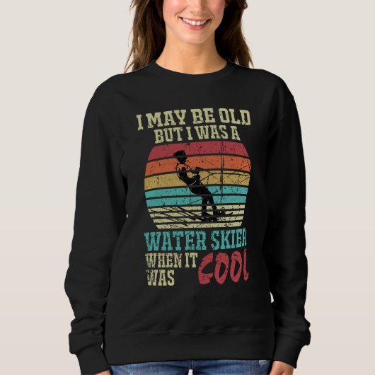 Never Underestimate An Old Man On A Ski Skiing Ski Sweatshirt (Vorderseite)
