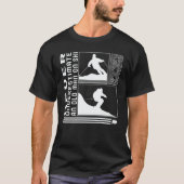 Never Underestimate An Old Man On Ski Skiing Skier T-Shirt (Vorderseite)