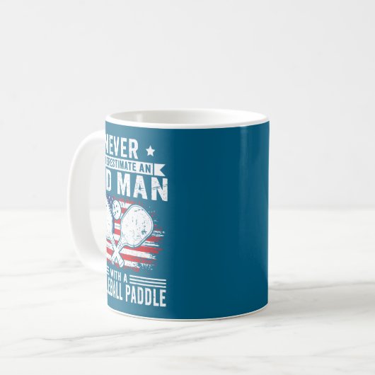 Never Underestimate An Old Man With A Ckleball Pad Kaffeetasse (Vorderseite Links)