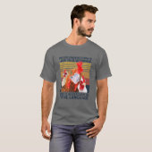 Never Underestimate An Old Woman Fluent In Fowl La T-Shirt (Vorne ganz)