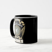 NEVER_UNDERESTIMATE_POWER_OF_A_CARNES TASSE (Vorderseite Links)