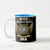Never Underestimate The Power Of A Dia Zweifarbige Tasse (Links)