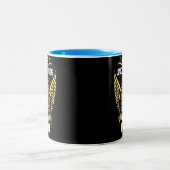 Never Underestimate The Power Of A Tyler Zweifarbige Tasse (Mittel)