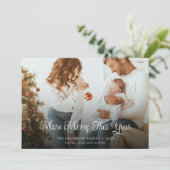 New Baby Christmas Family Foto Feiertagskarte (Stehend Vorderseite)