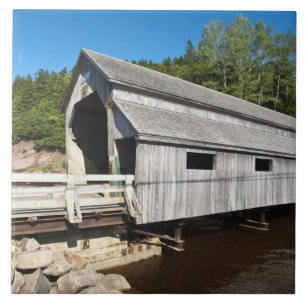 New Brunswick, Kanada. Irischer Fluss bedeckt Fliese