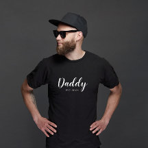 New Daddy Established 2022 Typografie