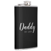 New Daddy wurde 2022 gegründet Flachmann (Rechts)