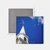 New England Church Steepe mit einem Royal Blue Sky Magnet (Vorderseite/Rückseite)