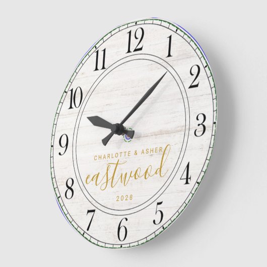 New Gold Monogram Wedding Große Wanduhr (Winkel)