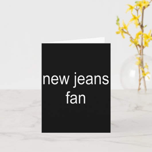 New Jeans Newjeans Fan Minimalist Cute Tee Karte (Gelbe Blume)