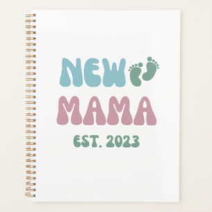 New Mama Est 2023 - Planer mit Goldbindung