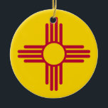 New Mexico State Flag Round Christmas Ornament<br><div class="desc">Ein grafisches New Mexico State Flag Design auf einem Weihnachtsschmuck.</div>