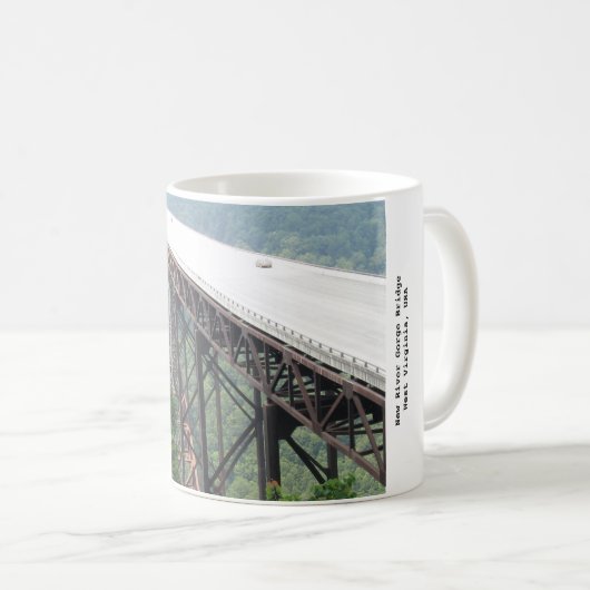 New River Gorge Bridge, West Virginia, Tasse (VorderseiteRechts)
