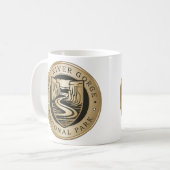 New River Gorge Nationalpark Golden Emblem Kaffeetasse (Vorderseite Links)