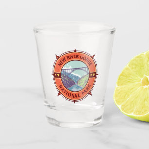 New River Gorge Nationalpark Retro Kompass Emblem Schnapsglas