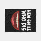 New Smile Who Dis Braces Off Teeth Gift Fleecedecke (Vorderseite (Horizontal))
