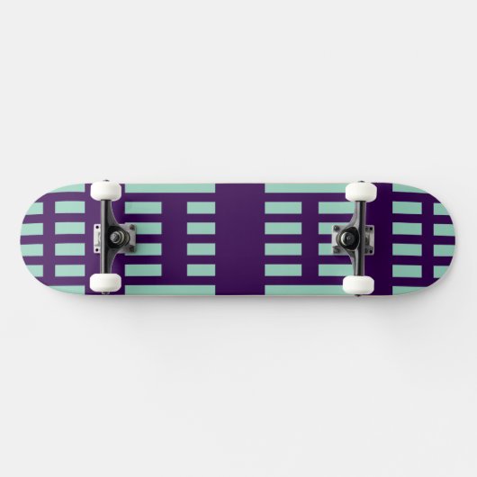 New Stylish Skateboard with Modern Stripe Pattern (Horizontal)