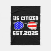 New Us Citizen Est 2025 American Immigrant Citizen Fleecedecke (Vorderseite)