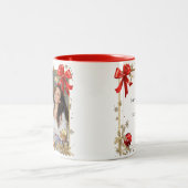 NEW YEAR Frame with Gold Pine Photo Family 2026 Zweifarbige Tasse (Mittel)