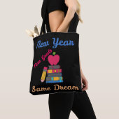 NEW YEAR NEW GOALS SAME DREAM BACK TO SCHOOL TASCHE (Von Nahem)