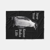 New Year Same Baka Life Penguin Joke Fleecedecke (Vorderseite (Horizontal))