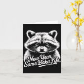 New Year Same Baka Life Raccoon Meme Funny Joke Karte (Gelbe Blume)