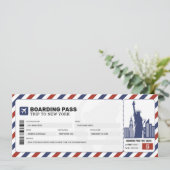 New York Boarding Pass Reiseroute Flugzeug Ticket Einladung (Stehend Vorderseite)