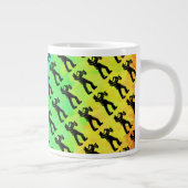 New York Boogie Nights Saxophon Rainbow Jumbo-Tasse (Rechts)