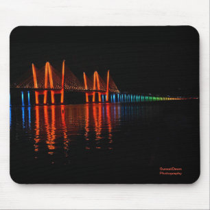 New York Bridge Light zu Ehren des Gay Pride Mousepad