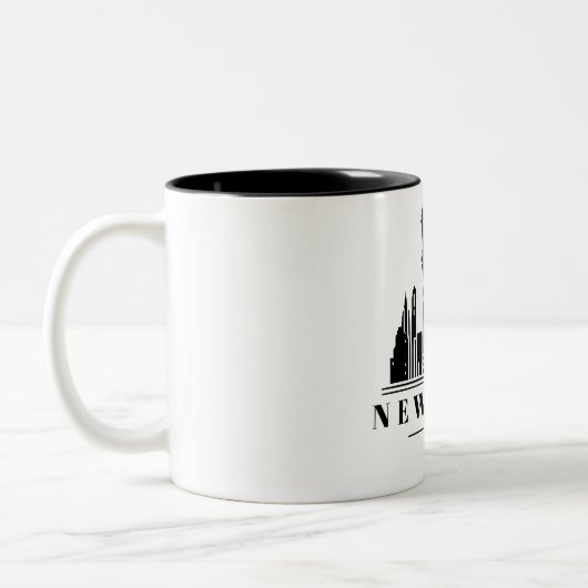 New York City Black Monochrome Logo Zweifarbige Tasse (Links)