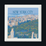 New York City | Der Central Park Magnet<br><div class="desc">Anderson Design Group ist eine preisgekrönte Illustrations- und Designfirma in Nashville,  Tennessee. Der Gründer Joel Anderson leitet ein Team talentierter Künstler,  um originale Posterkunst zu kreieren,  die wie Vintage Werbedrucke von den 1920er bis 1960er Jahren aussieht.</div>
