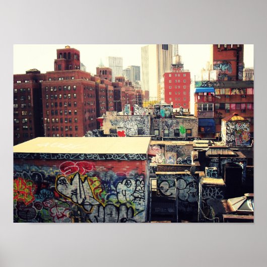 New York City Rooftops bedeckt in Graffiti, klein Poster (Vorne)