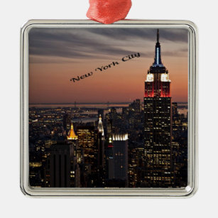 New York City Skyline bei Nacht Silbernes Ornament