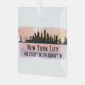 New York City Skyline Latitude und Länge Ornament Aus Glas (Vorderseite links)