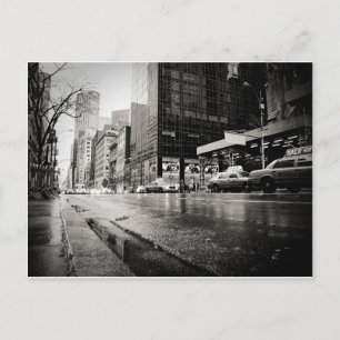 New York City Street im Regen Postkarte
