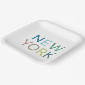 New York: Farbiger Text Pappteller (Gewinkelt)