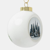 New York Holiday Elegance - Anpassbare Weihnachten Keramik Kugel-Ornament (Links)