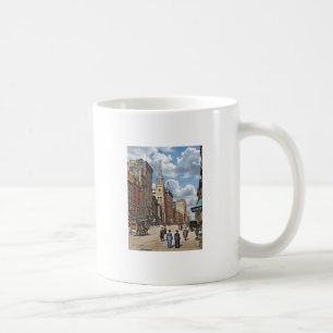 New York, NY – Auf der Fifth Avenue von der 28th S Kaffeetasse