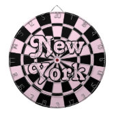 NEW YORK Retro Modernes, helles Rosa und Schwarz Dartscheibe (vorne)