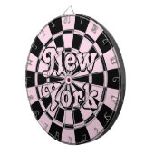 NEW YORK Retro Modernes, helles Rosa und Schwarz Dartscheibe (Vorderseite rechts)