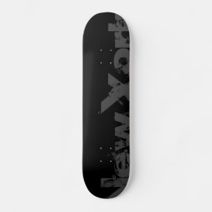 New York — Skateboard im urbanen Stil