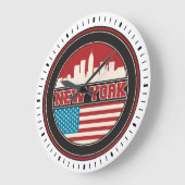 New York Skyline | Flagge der Vereinigten Staaten Große Wanduhr (Winkel)