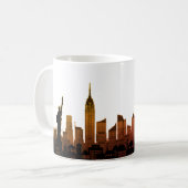 New York Skyline Silhouette Brown Elegante Script Kaffeetasse (Vorderseite Links)