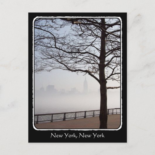 New York Skyline Silhouette Tree Branches grenzt Postkarte (Vorderseite)