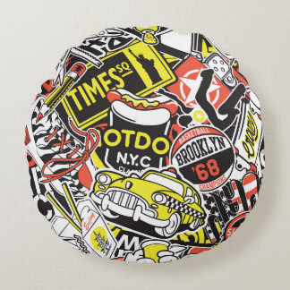 New York urban: Aufkleberpatchwork. Rundes Kissen